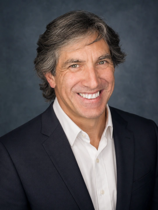 Dr. Julio Tojo